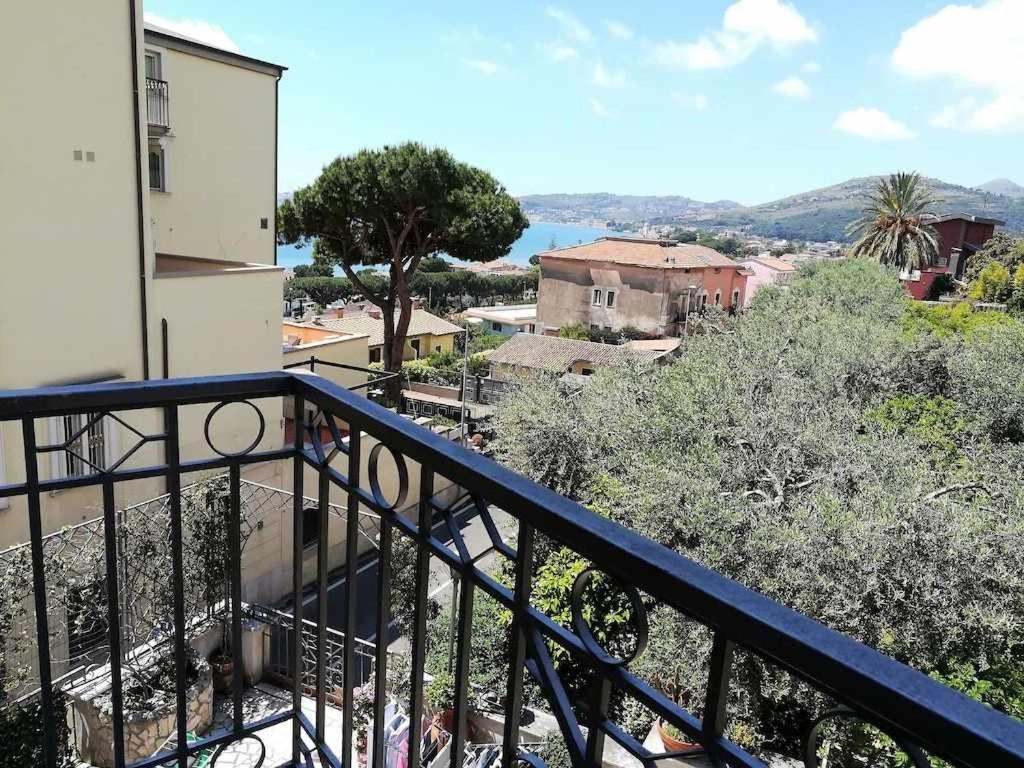 Casa Dinky Attico Con Terrazza Vista Mare Leilighet Formia Eksteriør bilde