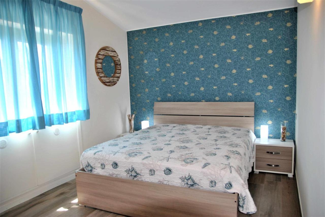 Casa Dinky Attico Con Terrazza Vista Mare Leilighet Formia Eksteriør bilde